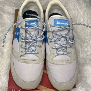 Saucony